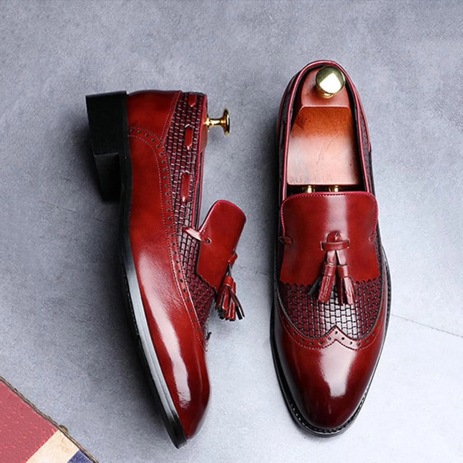 ByErz Loafers for Men Fashion Party Patent Leather Business Foraml Dress Office Casual Shoes with Tassel