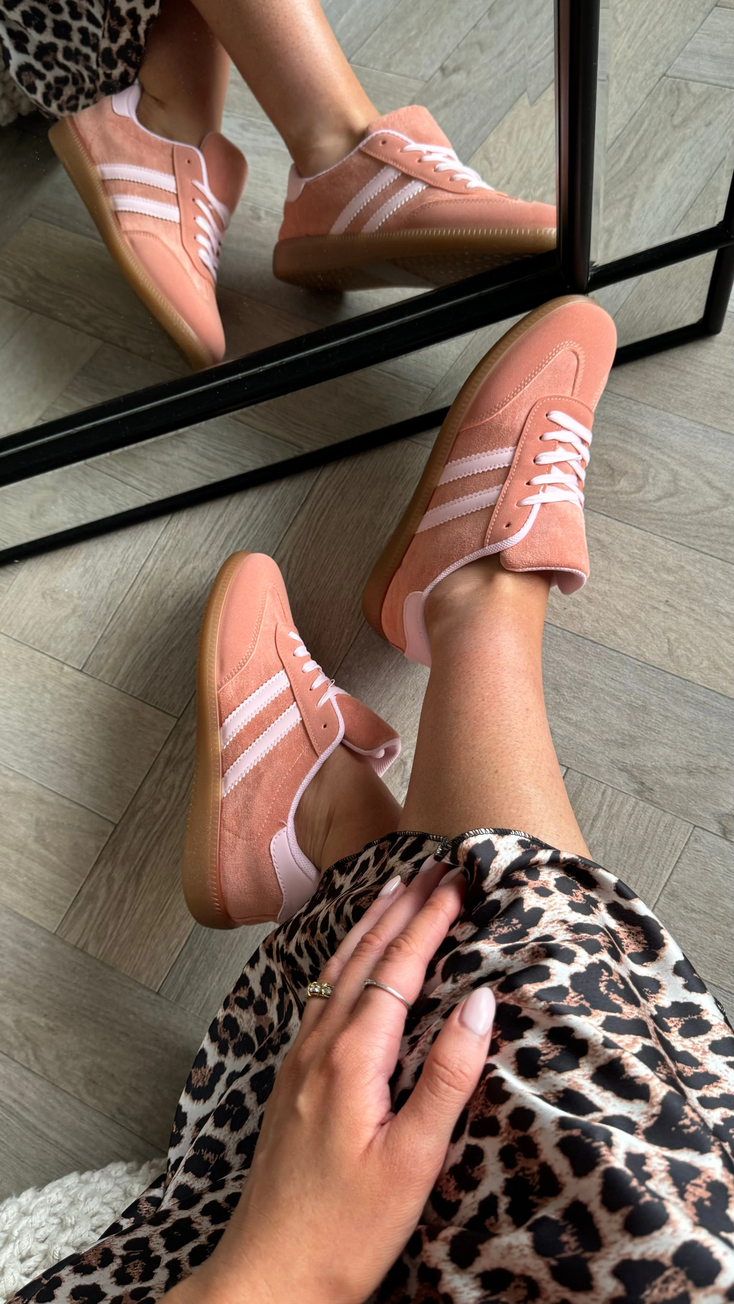 Dannie Salmon & White Stripe Detail Trainers