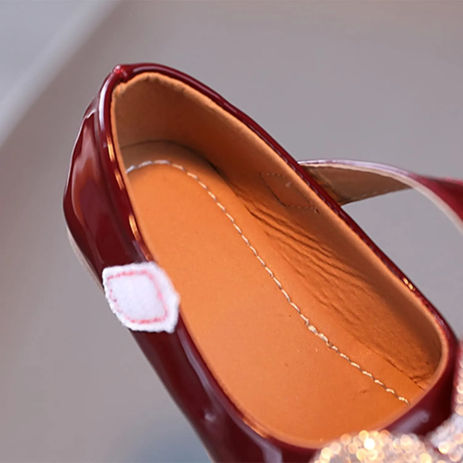 EnJoCho Toddler Walking Shoes Summer And Autumn Fashion Girls Casual Shoes Bow Rhinestones Flat Bottom Dress Shoes