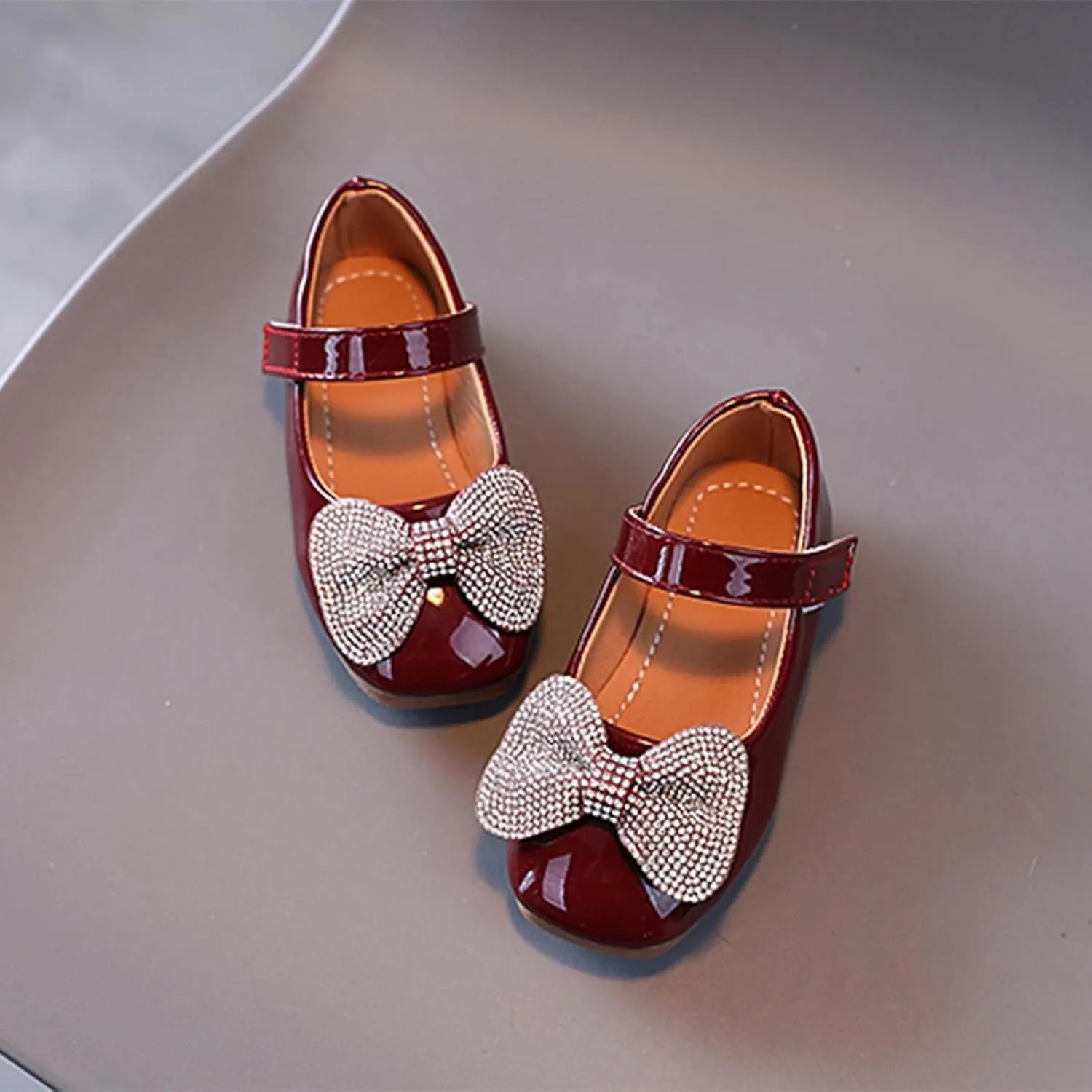 EnJoCho Toddler Walking Shoes Summer And Autumn Fashion Girls Casual Shoes Bow Rhinestones Flat Bottom Dress Shoes