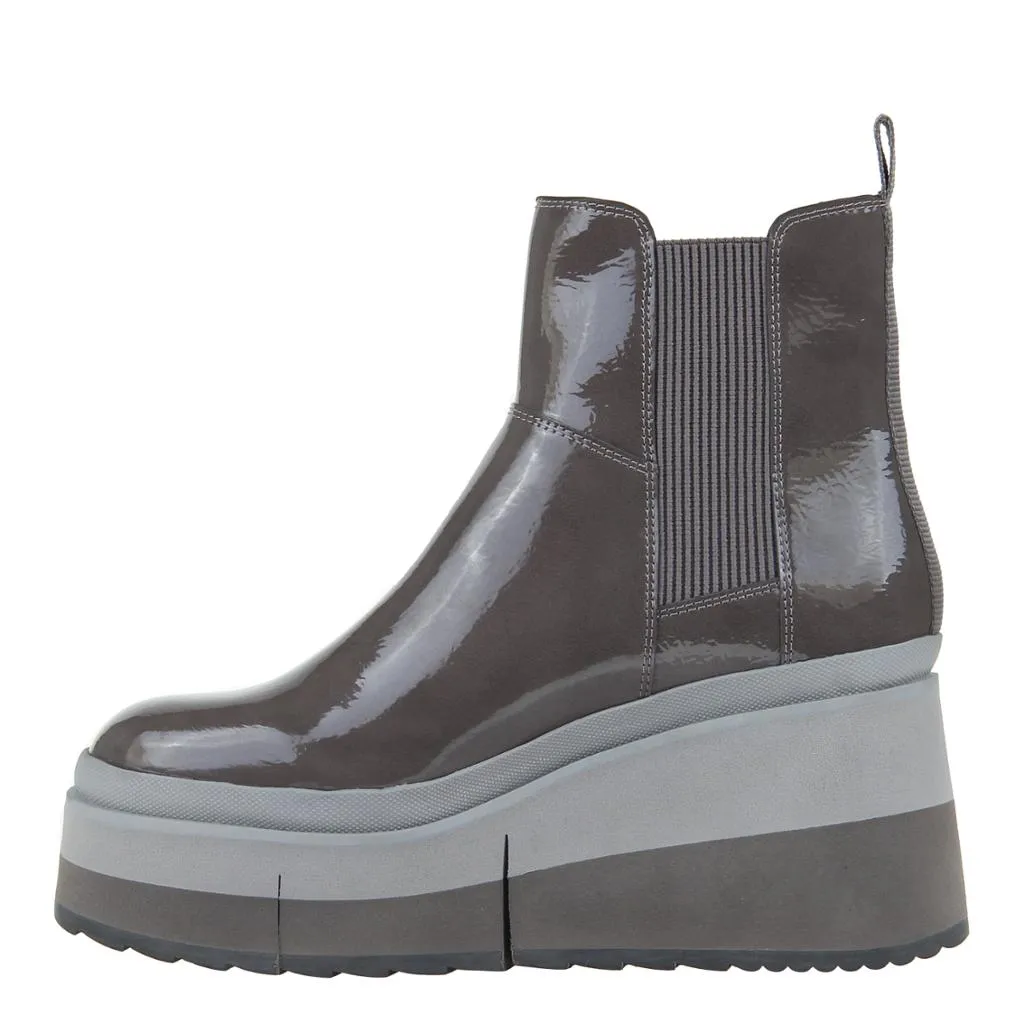 GUILD in MUD Ankle Boots
