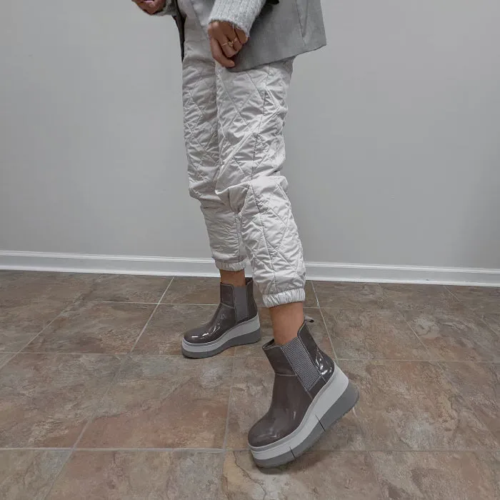 GUILD in MUD Ankle Boots