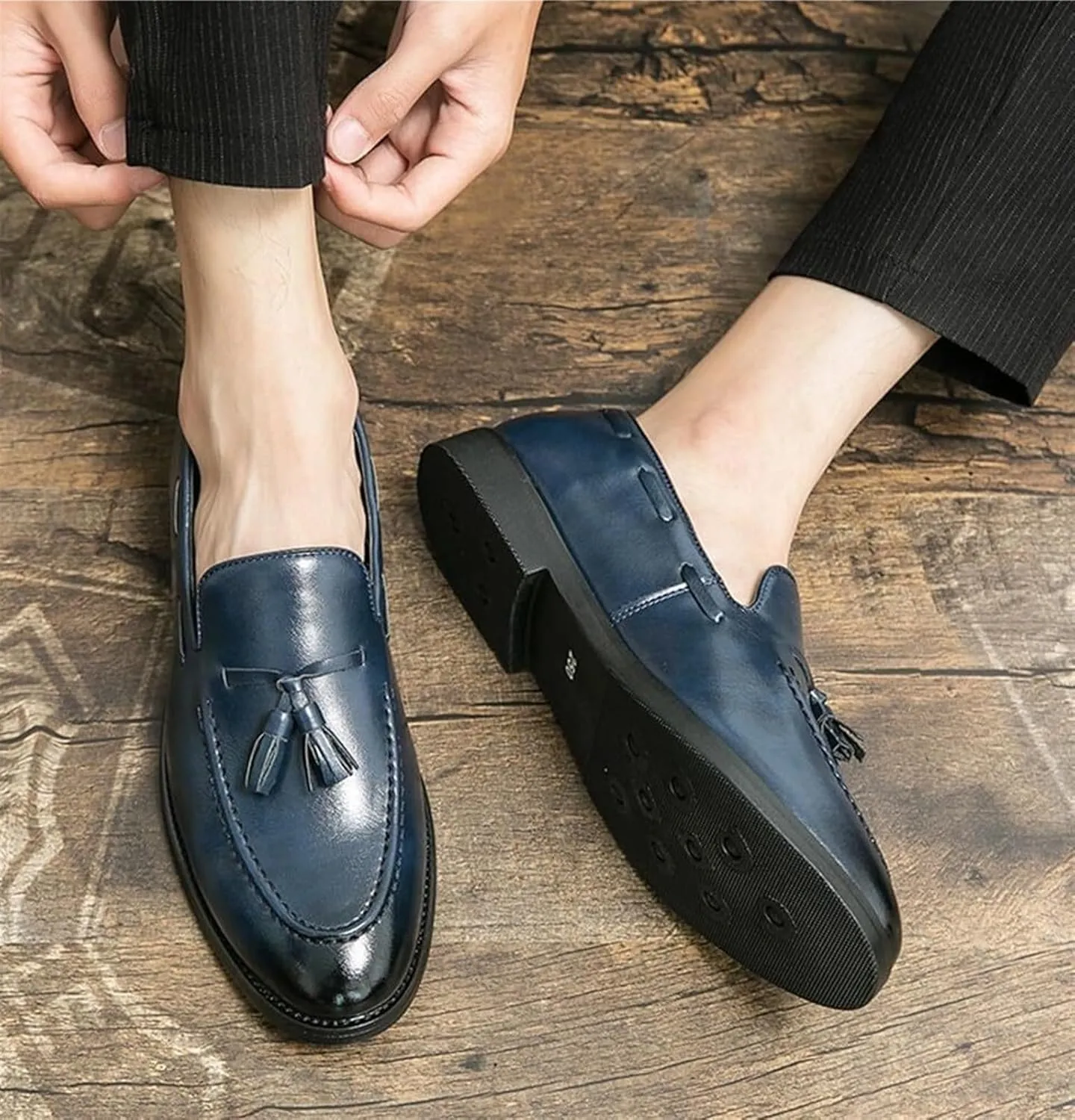 Men's Fashion Retro Tassel Loafers Slip-On Low-Top Casual Business Walking Shoes Comfortable Round Toe Dress Shoes for Men