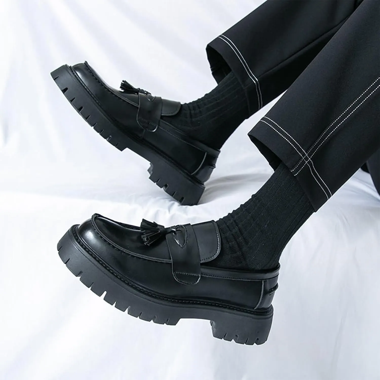 Men's Leather Tassel Platform Penny Loafers Comfort Wide Round Toe Non Slip Lug Sole Slip On Dress Shoes Business Office Casual Shoes