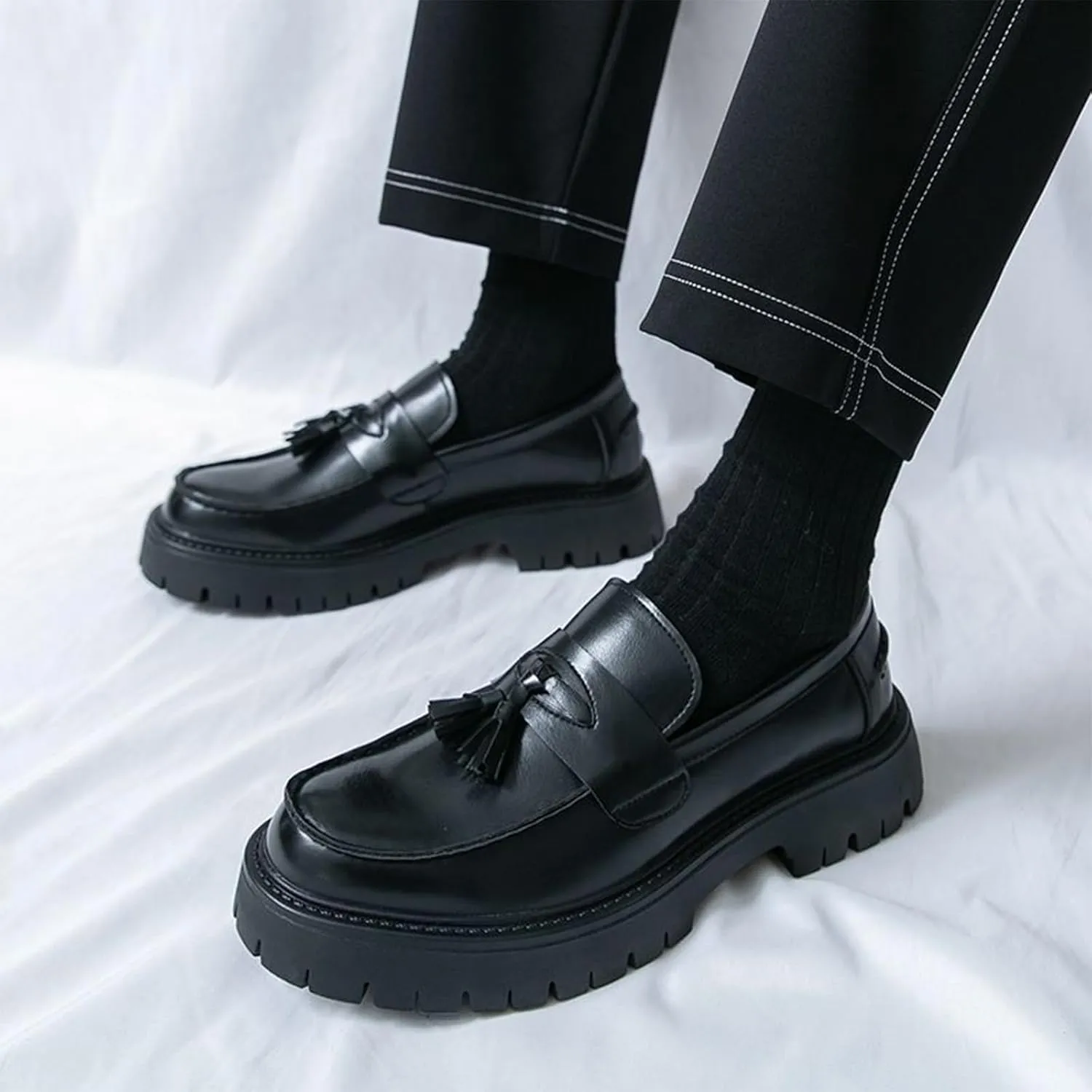 Men's Leather Tassel Platform Penny Loafers Comfort Wide Round Toe Non Slip Lug Sole Slip On Dress Shoes Business Office Casual Shoes
