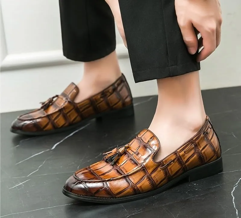 Mens Loafers Pointed Burnished Toe with Tassel Block Pattern Boat Shoes Comfortable Flexible Resistant Classic Prom Slip On