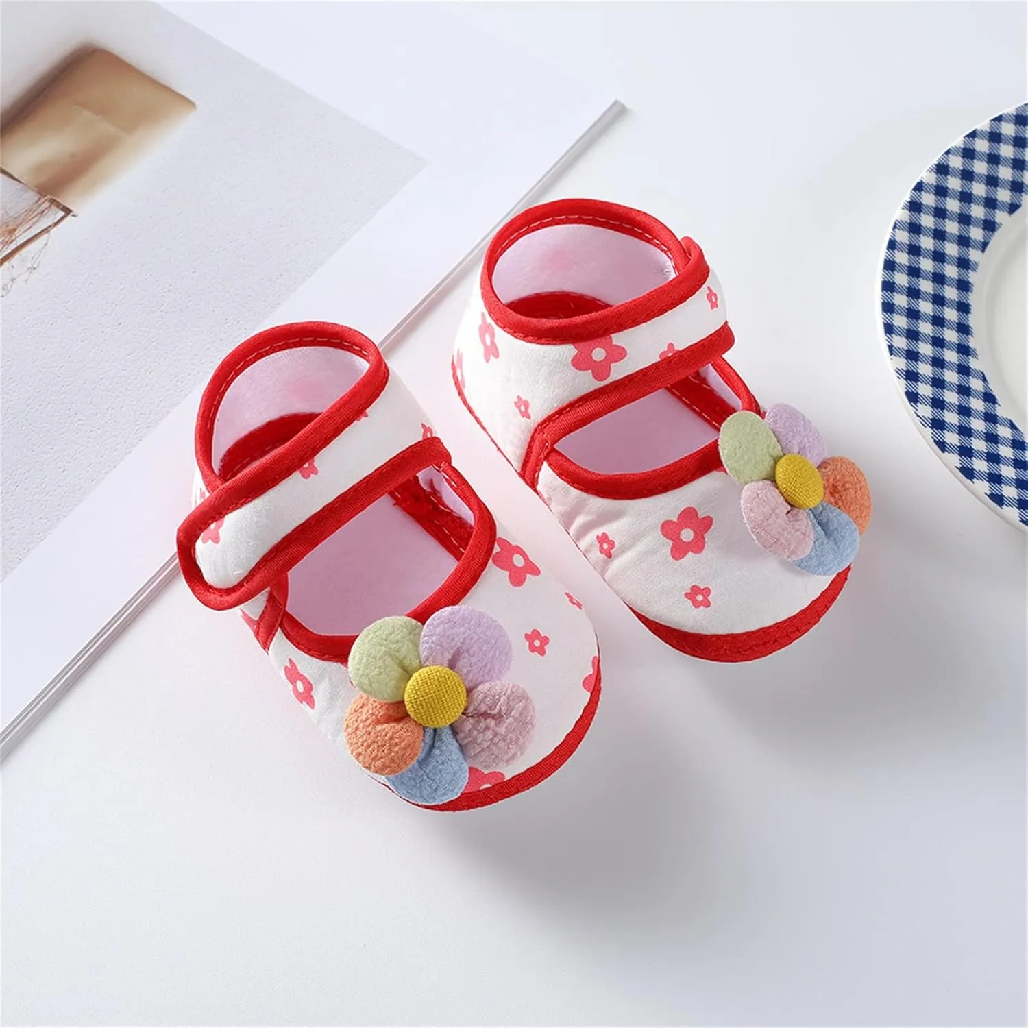 Newborn Baby Girls First Walking Shoes 3D Flower Non-Slip Princess Dress Flat Round Toe Soft Lightweight Shoes