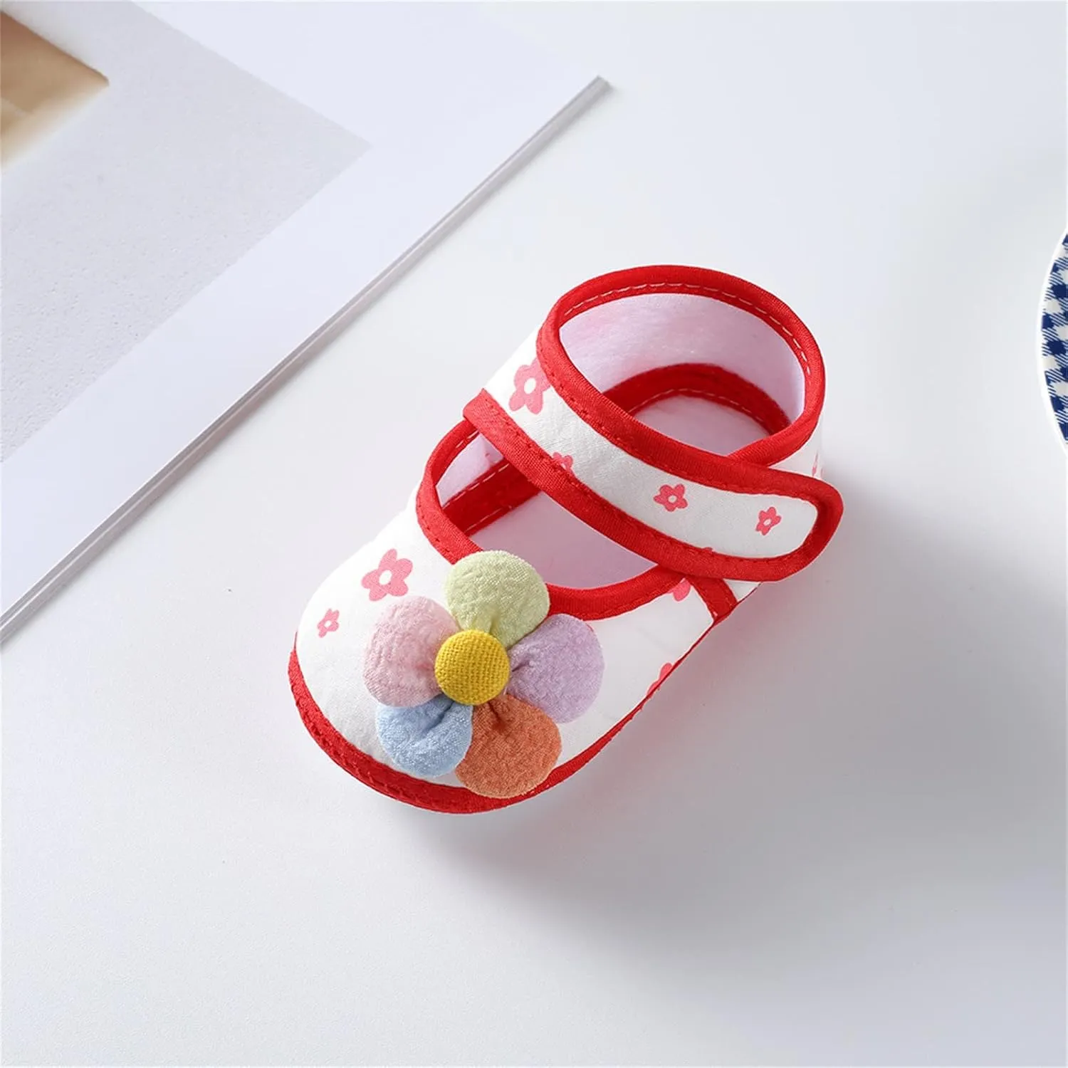 Newborn Baby Girls First Walking Shoes 3D Flower Non-Slip Princess Dress Flat Round Toe Soft Lightweight Shoes