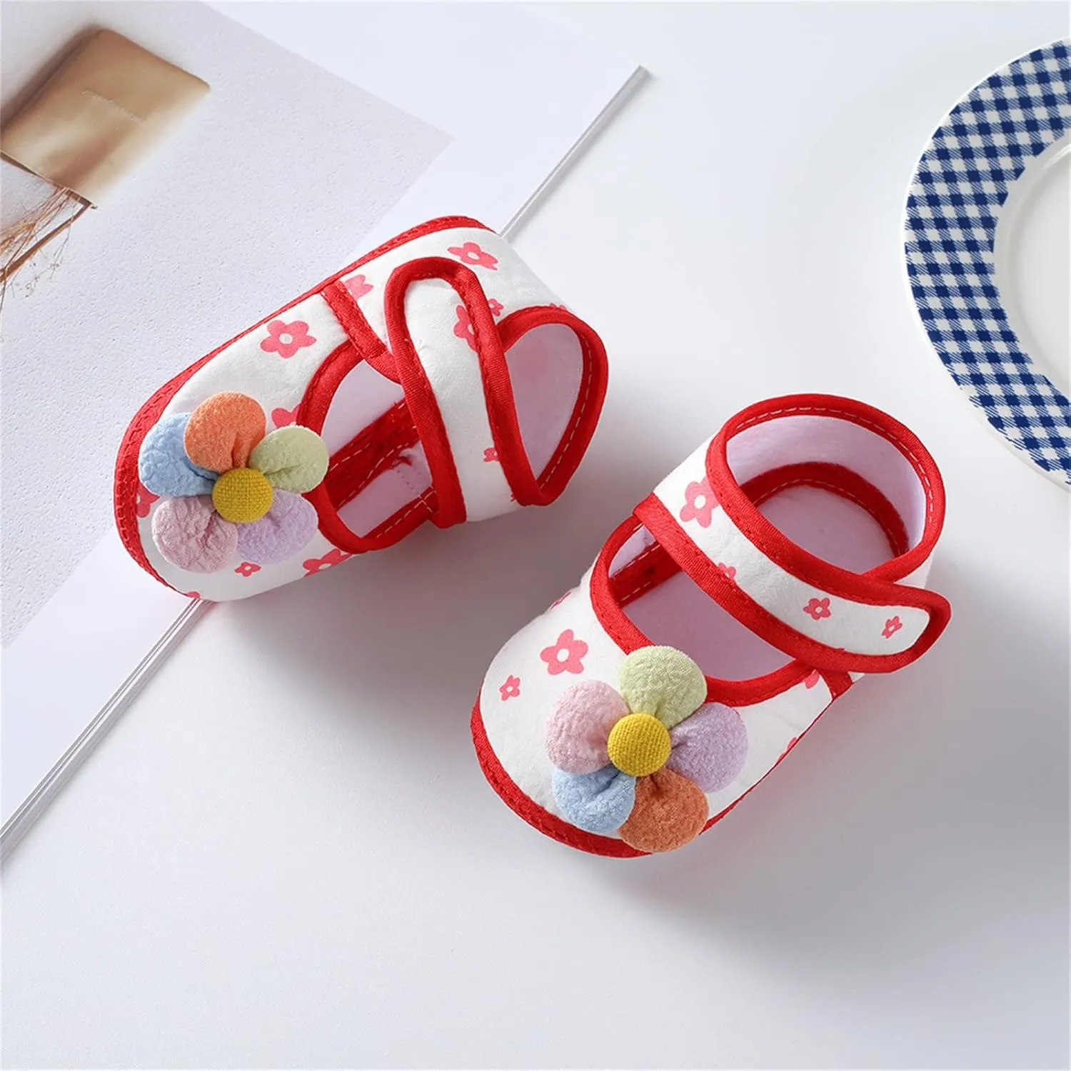 Newborn Baby Girls First Walking Shoes 3D Flower Non-Slip Princess Dress Flat Round Toe Soft Lightweight Shoes