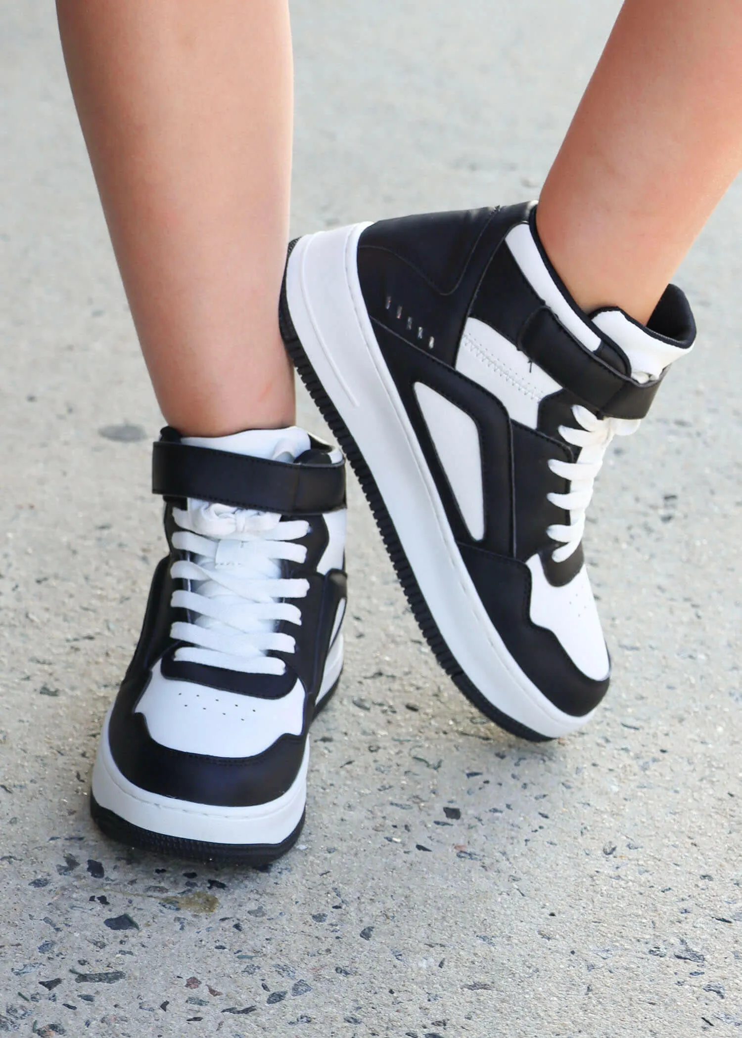 Say What You Want Sneakers - White/Blacko