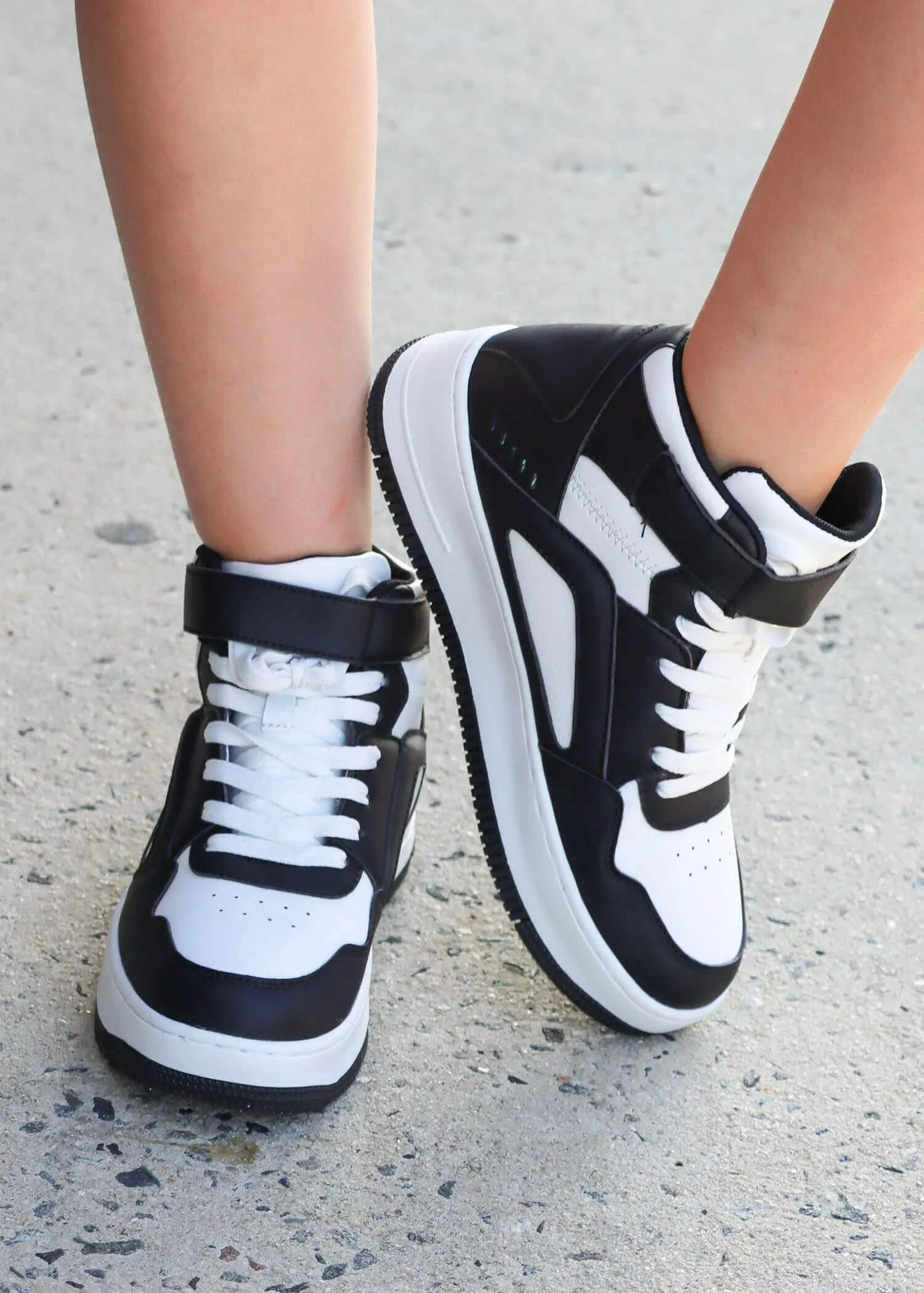 Say What You Want Sneakers - White/Blacko