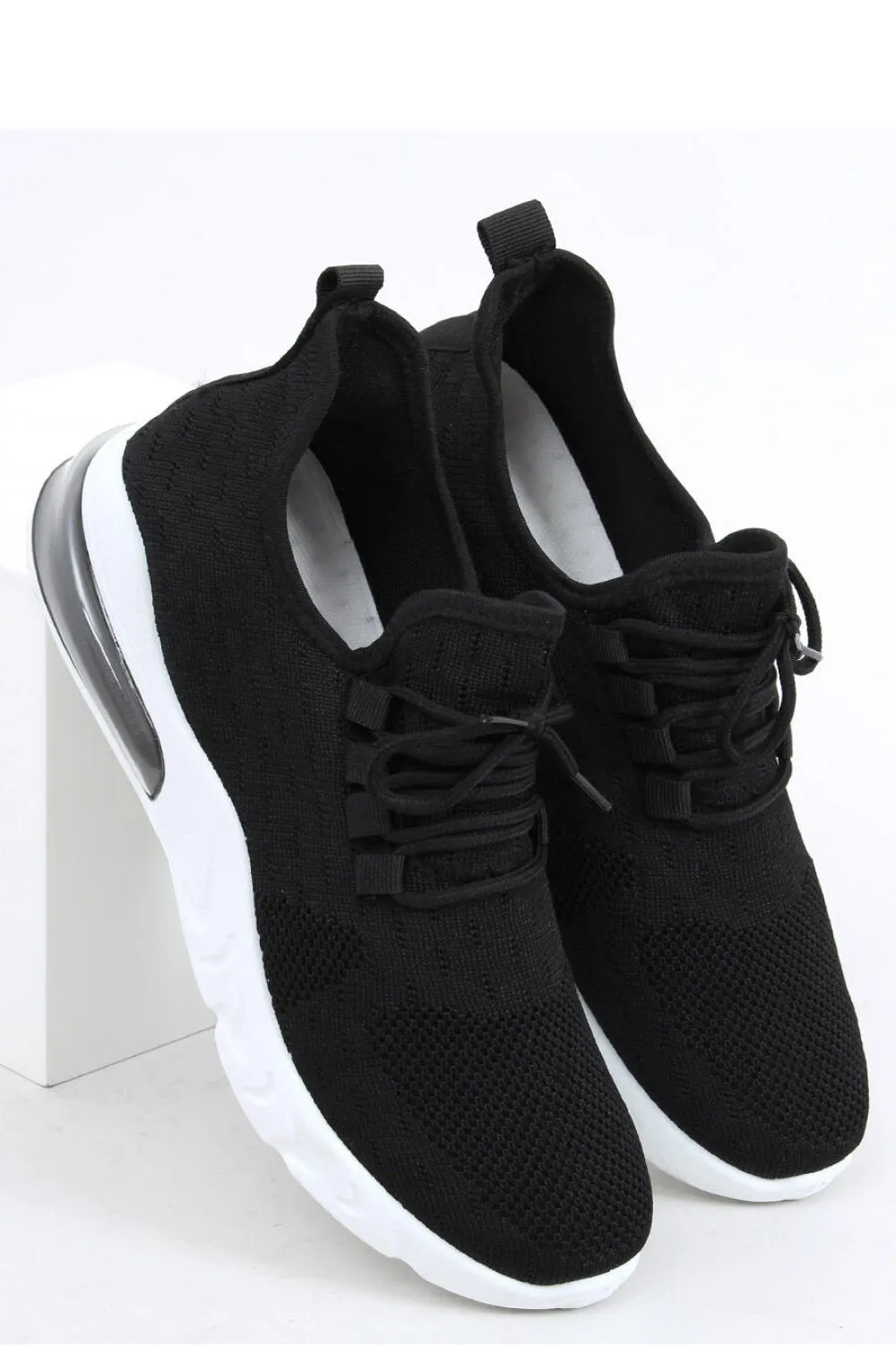 Sport Shoes model 161962 Inello