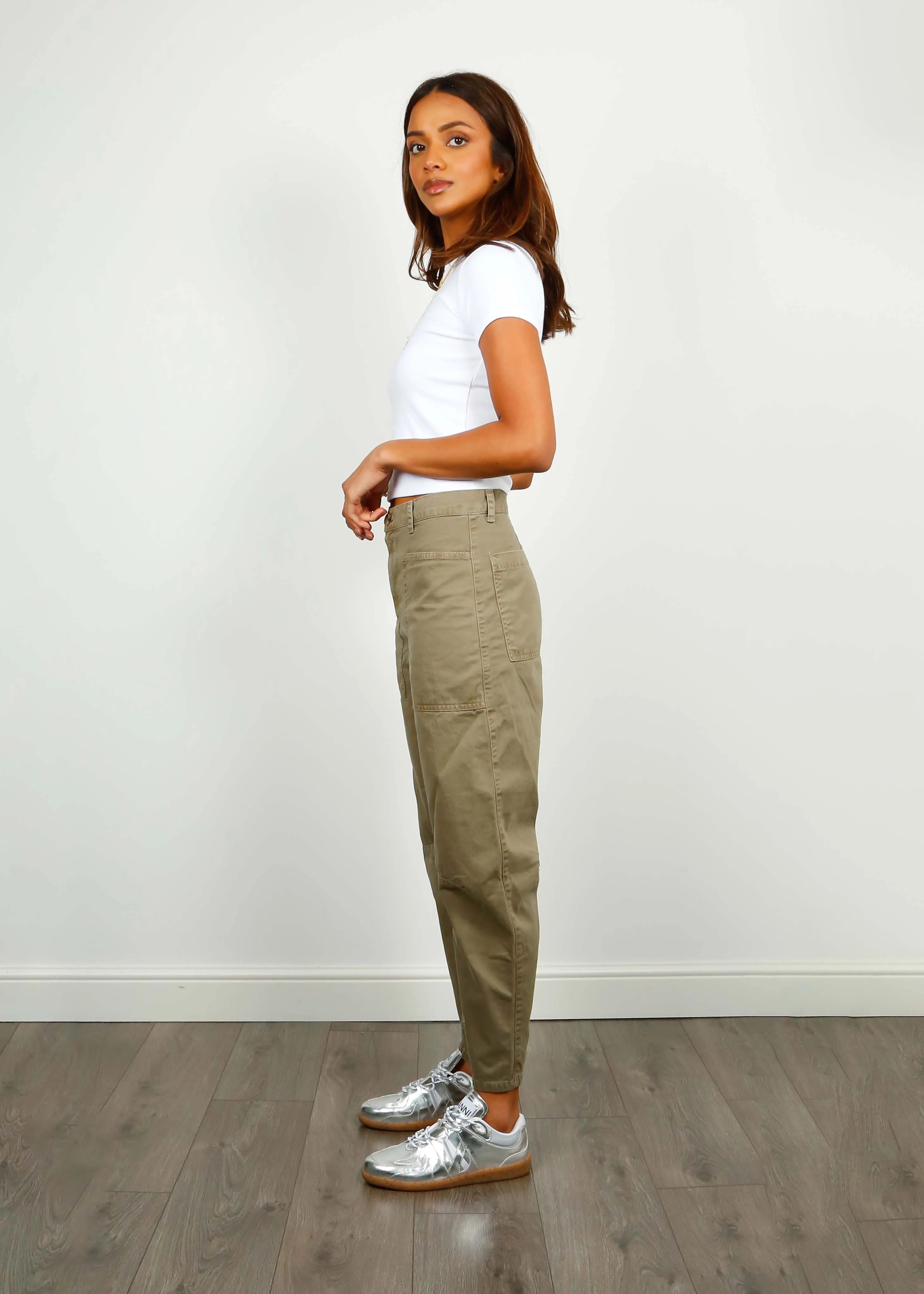 V Brylie Trousers in Gravel