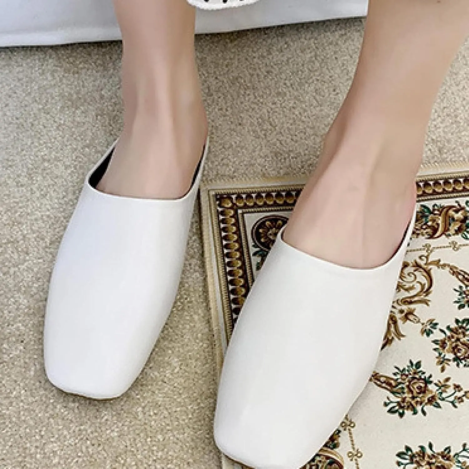 Women's Mule Slippers Comfortable PU Leather Square Head Low Heel Girl Backless Walking Women's Loafer Sandals