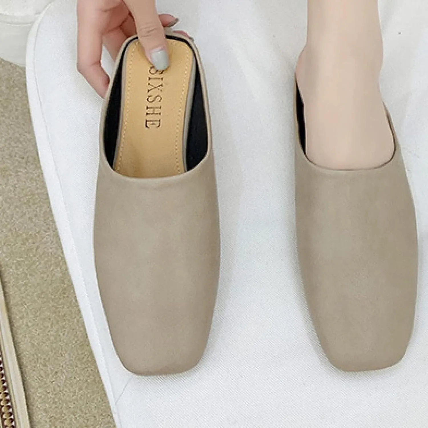Women's Mule Slippers Comfortable PU Leather Square Head Low Heel Girl Backless Walking Women's Loafer Sandals