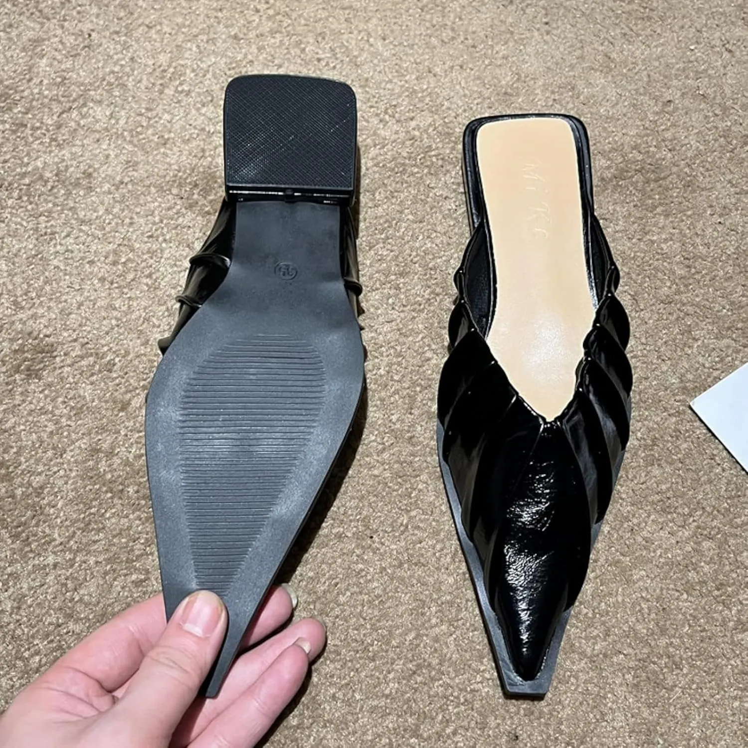 Women's Mule Slippers Fashion Single Set Pointed Low Heels Girl Walking Backless Loafer Flat Mule Sandals